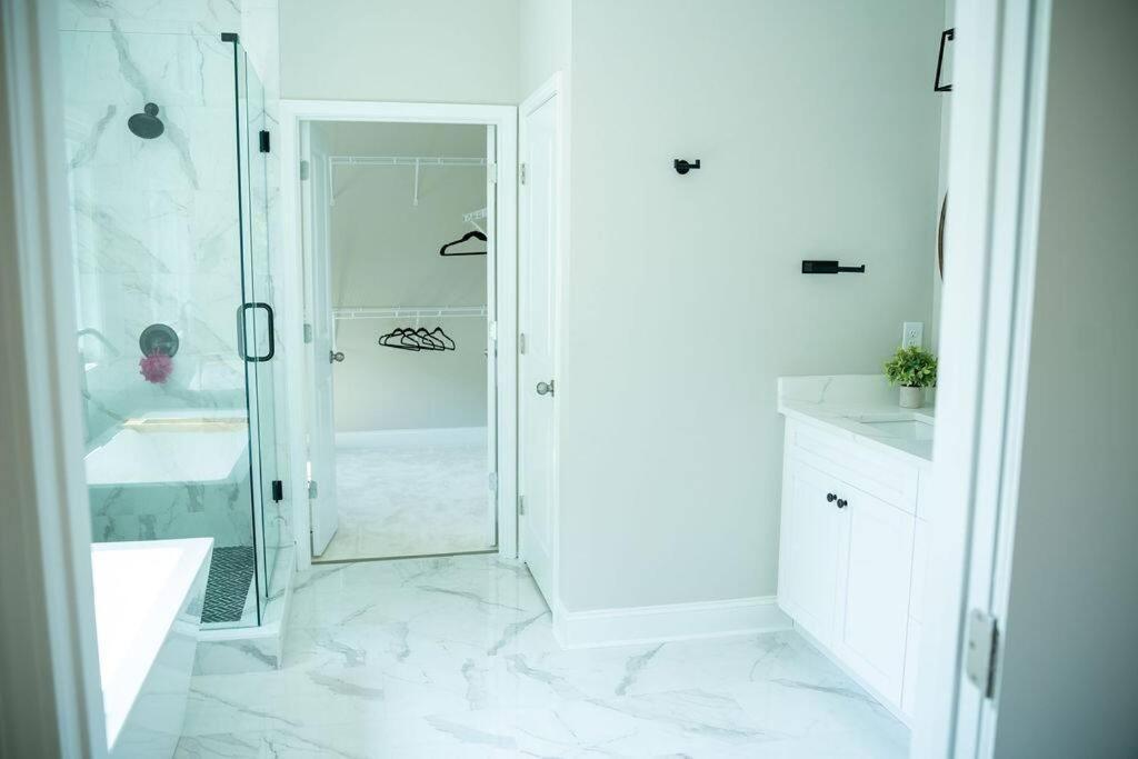 Brand New: Urban Oasis 5 Min From Mercedes Benz Atlanta Esterno foto