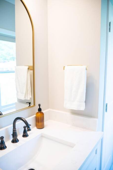 Brand New: Urban Oasis 5 Min From Mercedes Benz Atlanta Esterno foto