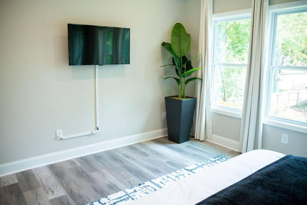 Brand New: Urban Oasis 5 Min From Mercedes Benz Atlanta Esterno foto